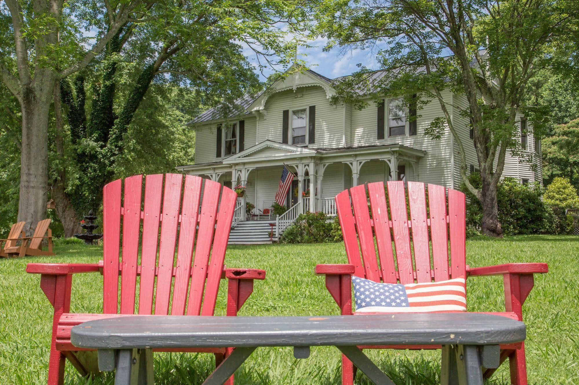 Orchard House B&B Lovingston Exterior photo