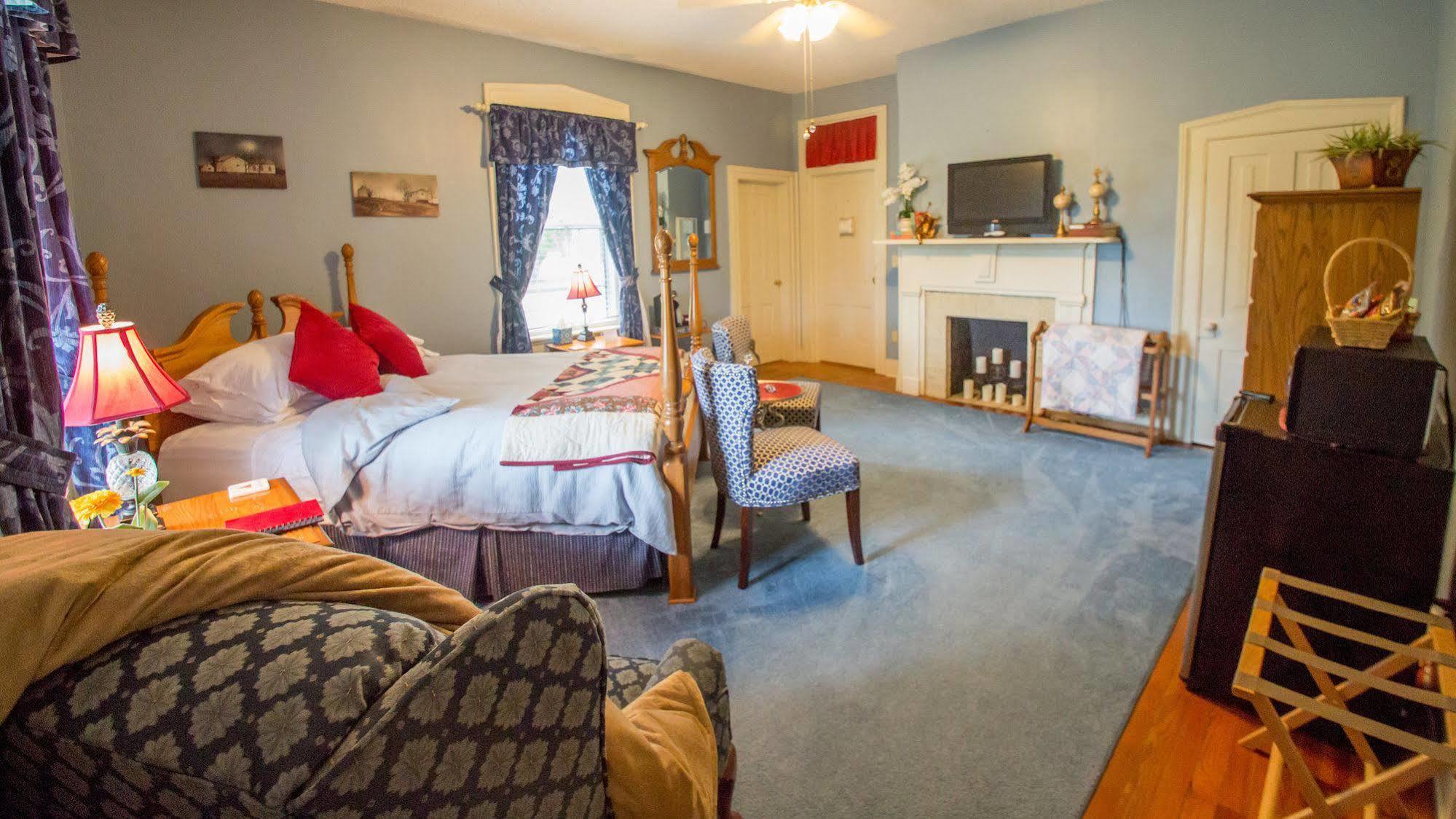 Orchard House B&B Lovingston Exterior photo
