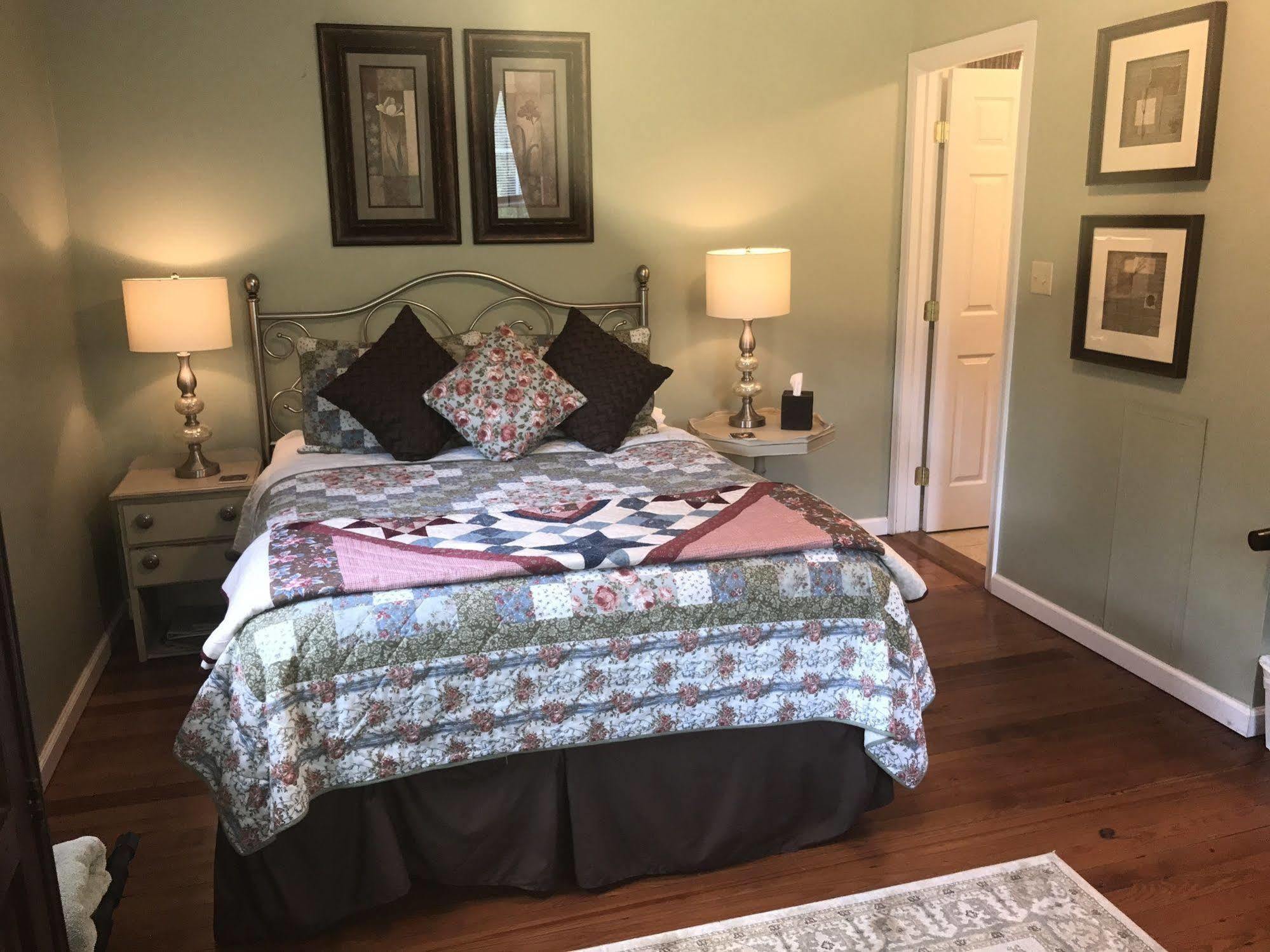 Orchard House B&B Lovingston Exterior photo