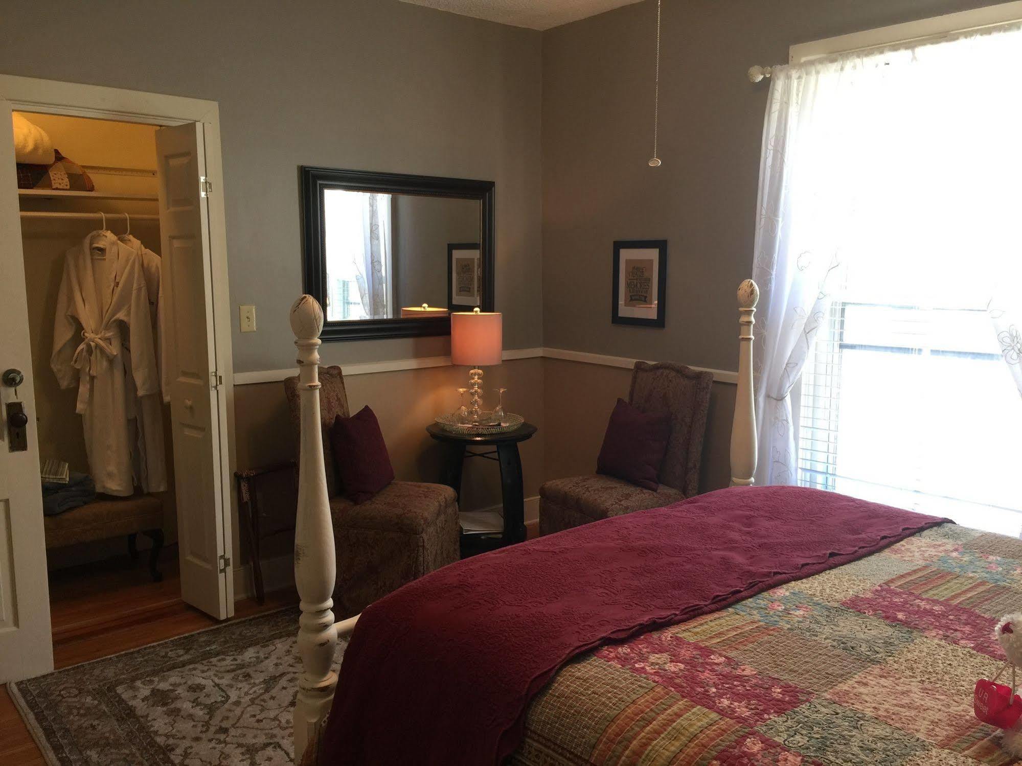 Orchard House B&B Lovingston Exterior photo